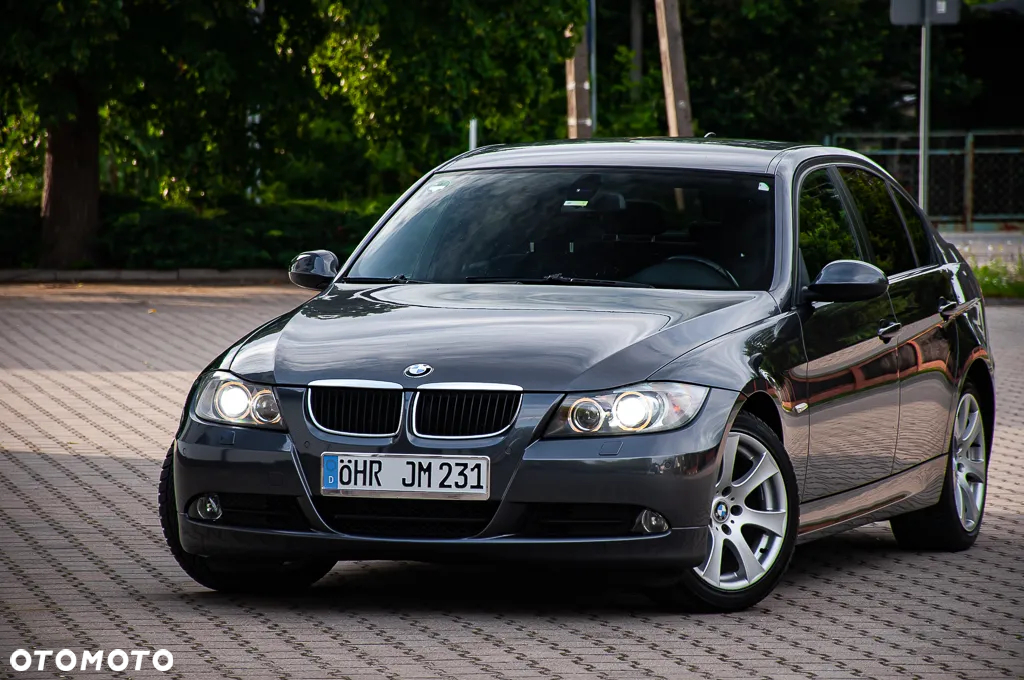 BMW Seria 3 320i - 21