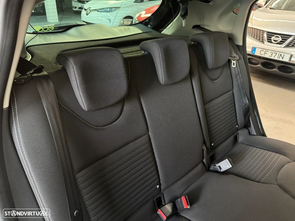 Renault Clio TCe 90 Limited - 22