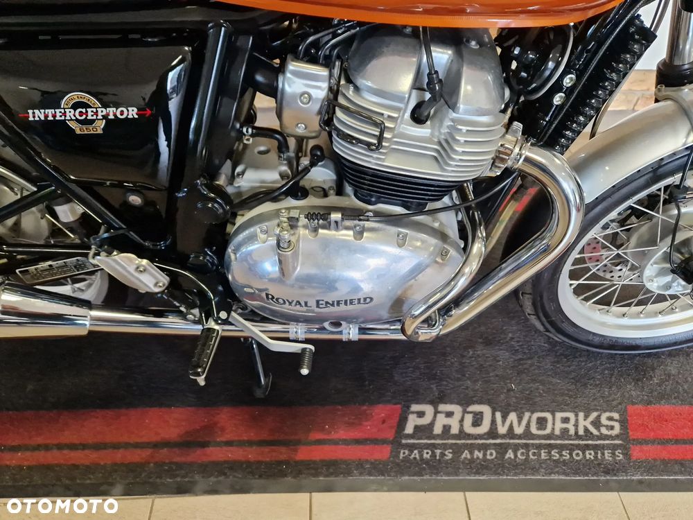 Royal Enfield Continental - 28