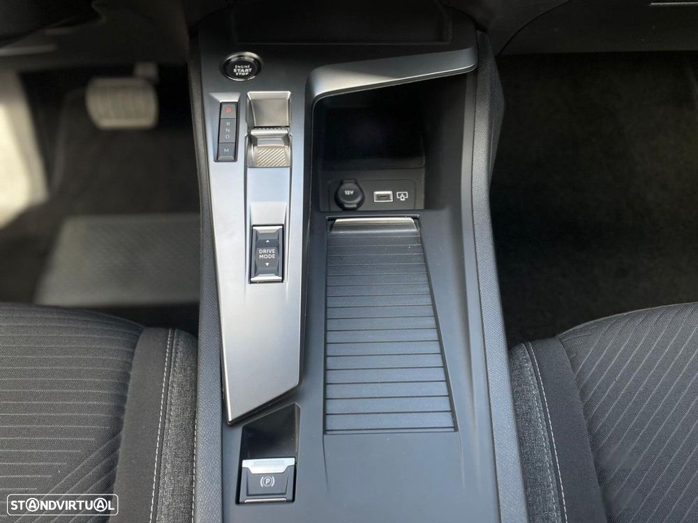 Peugeot 308 PureTech 130 EAT8 Active Pack - 8