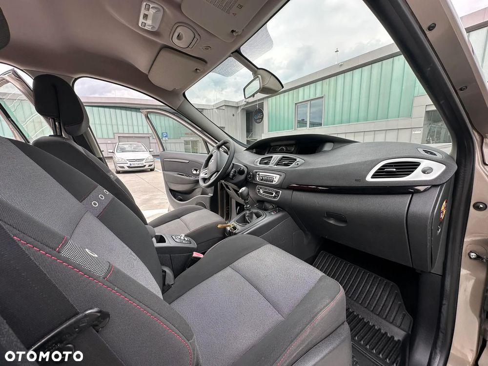 Renault Grand Scenic Gr 1.6 dCi Energy Bose Edition - 10
