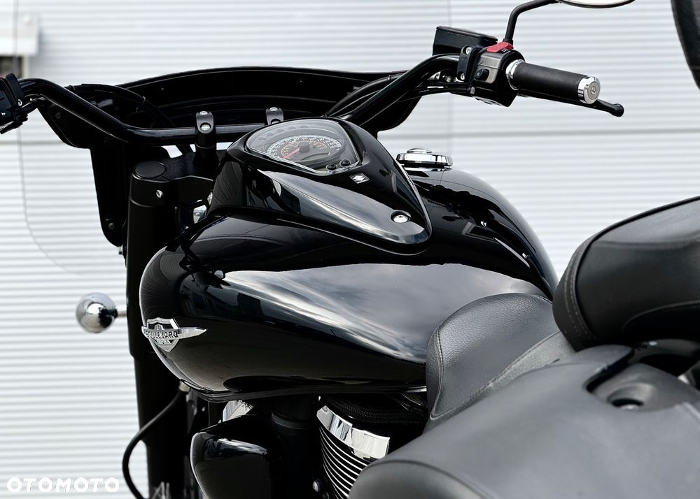 Suzuki Boulevard - 25