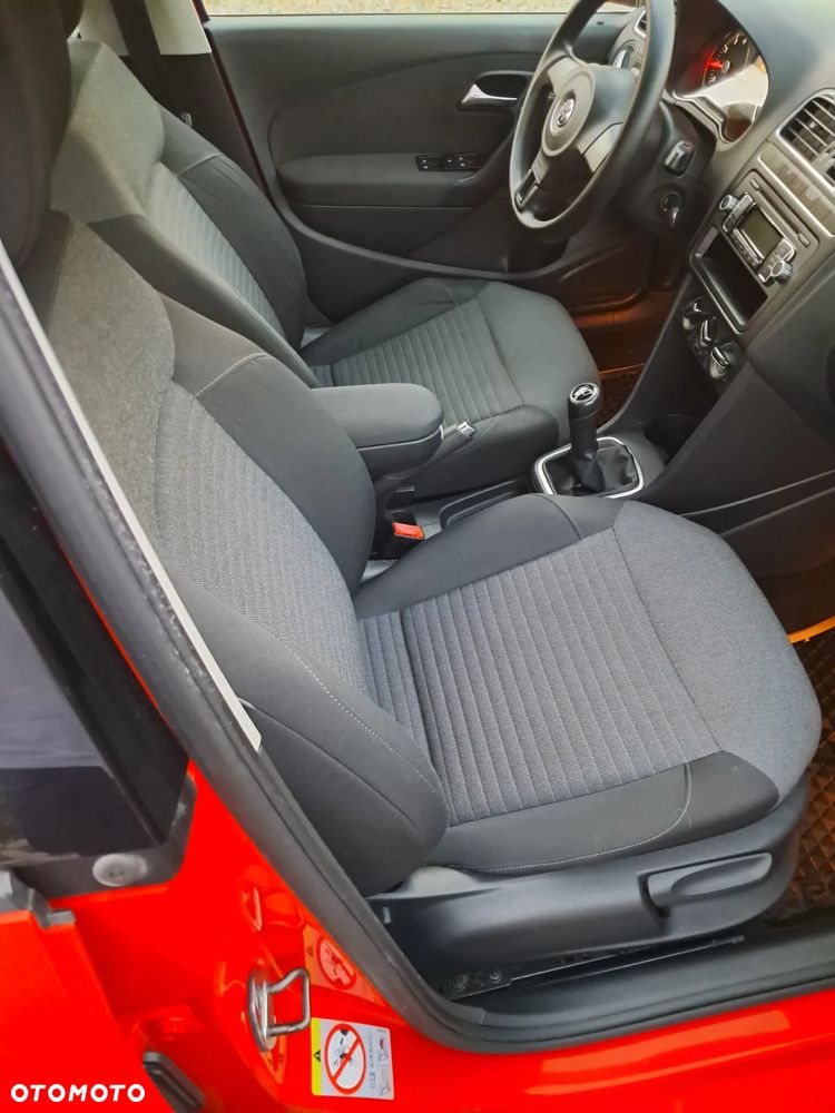 Volkswagen Polo - 12