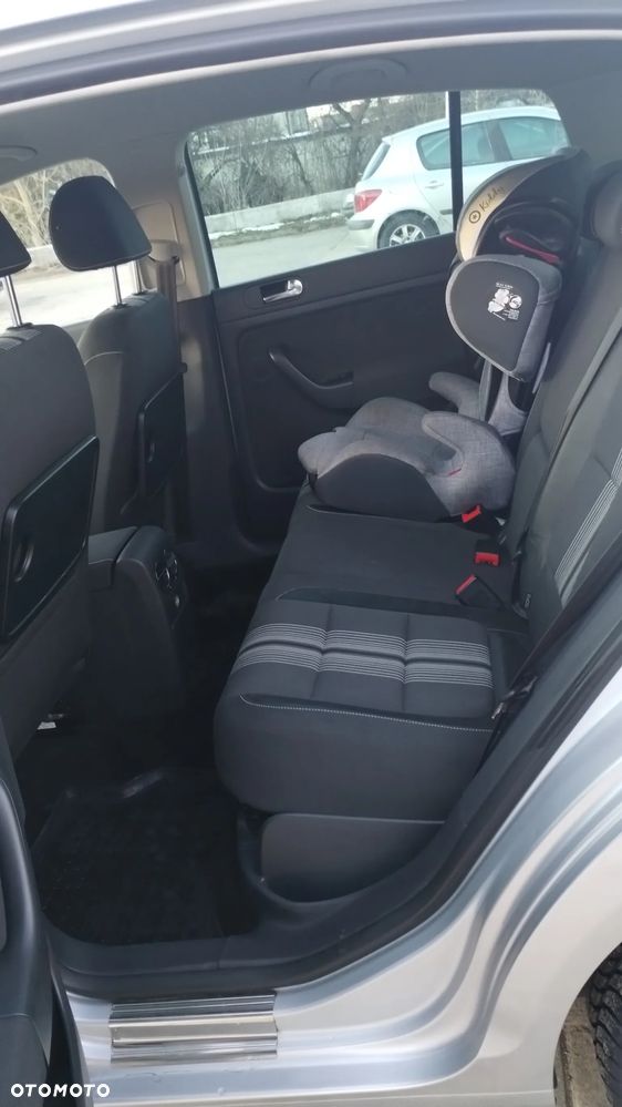 Volkswagen Golf Plus 1.6 TDI Trendline DSG - 15