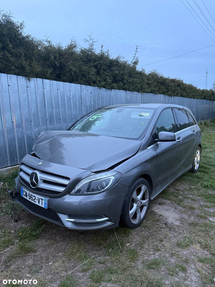 Mercedes-Benz Klasa B - 2