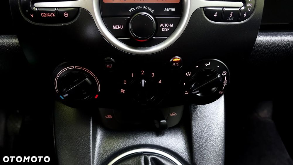 Mazda 2 1.3 Dynamic - 18