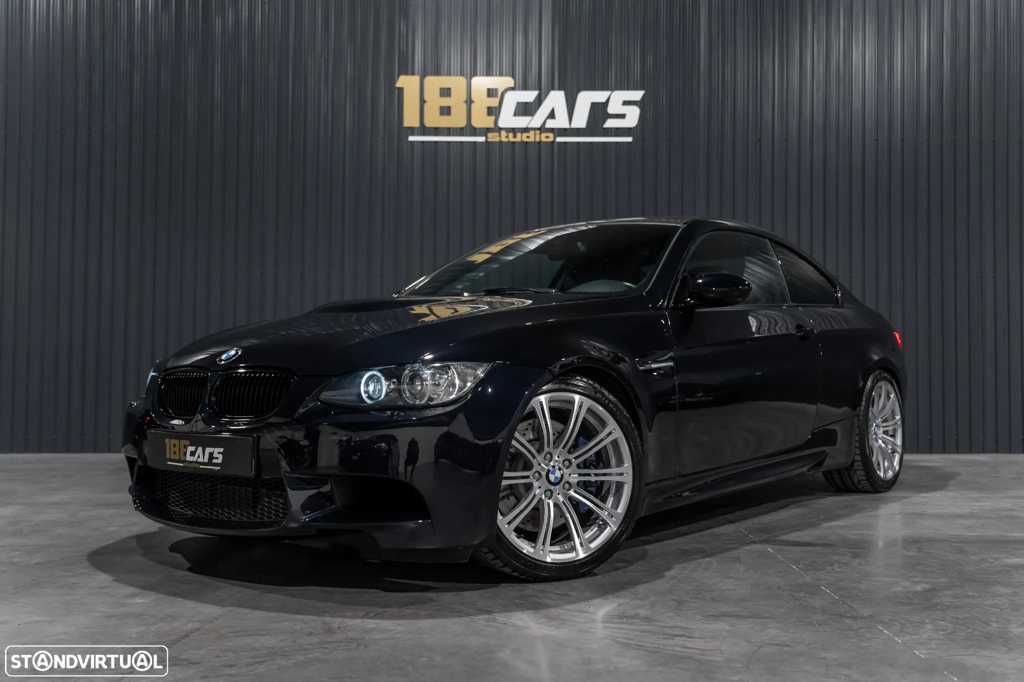 BMW M3 Auto - 36