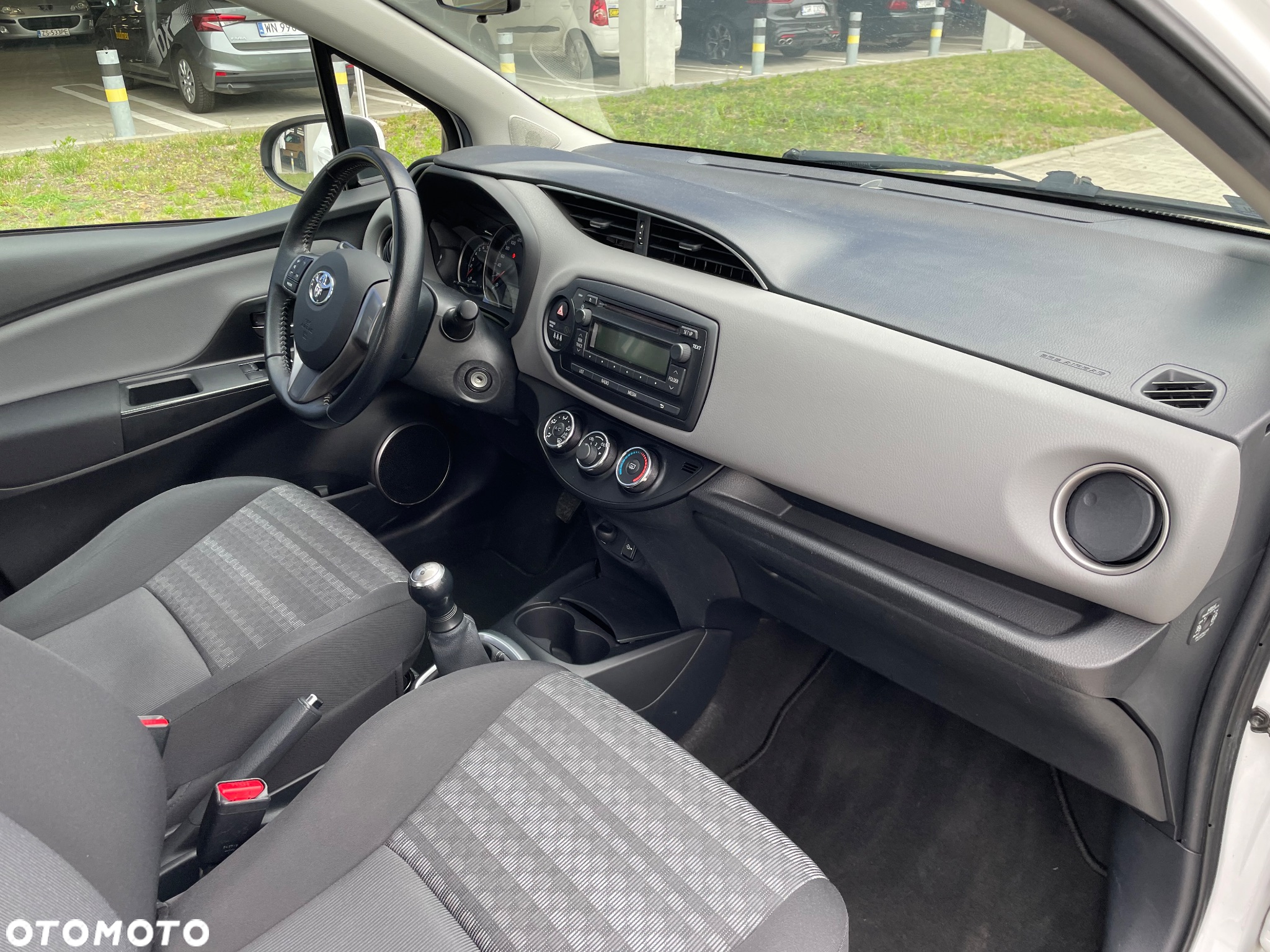 Toyota Yaris 1.0 Active - 21