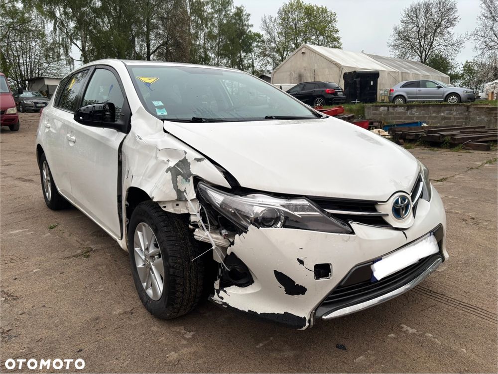 Toyota Auris Hybrid 135 Prestige - 6