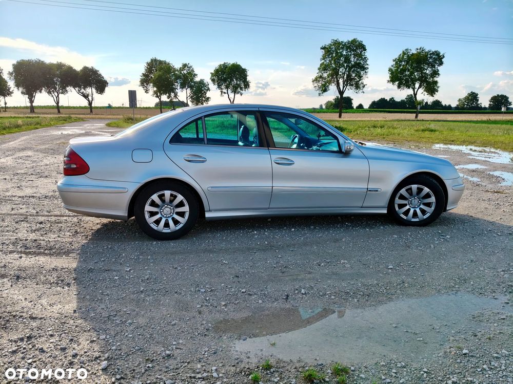 Mercedes-Benz Klasa E - 9