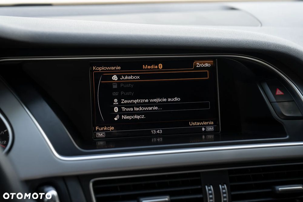 Audi A4 Avant 2.0 TDI DPF clean diesel quattro S line Sportpaket - 26
