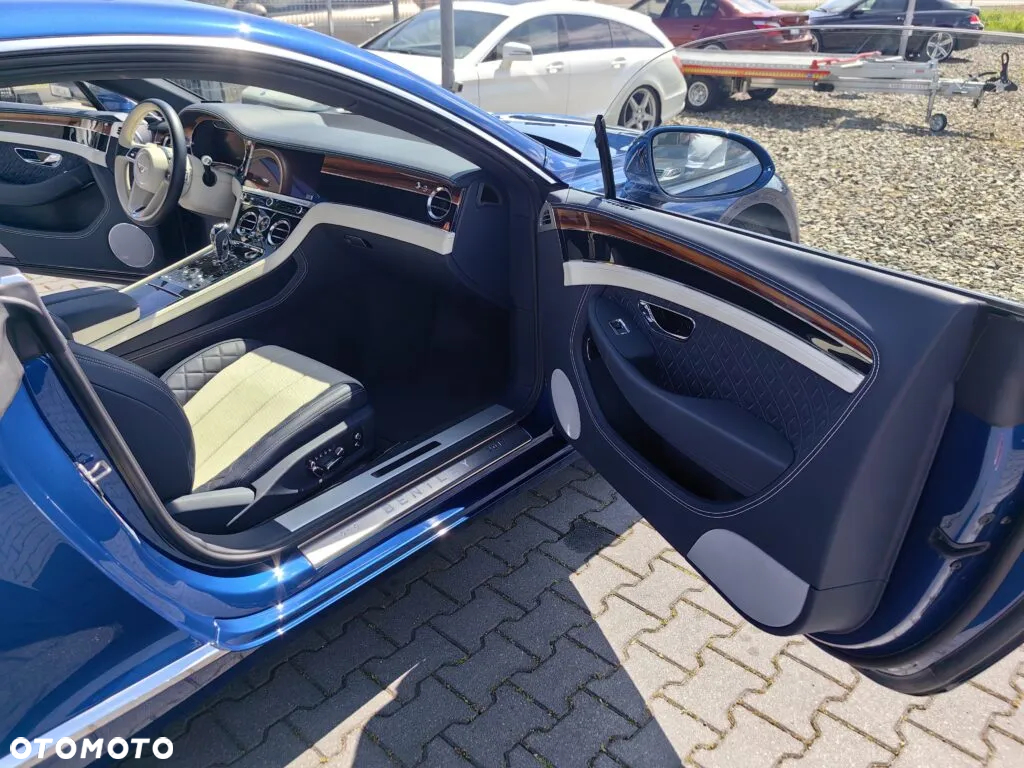 Bentley Continental GT - 19