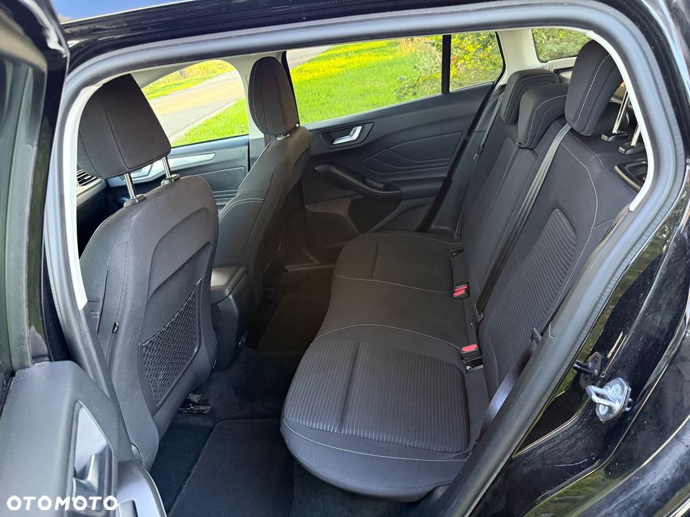 Ford Focus 2.0 EcoBlue Titanium - 18