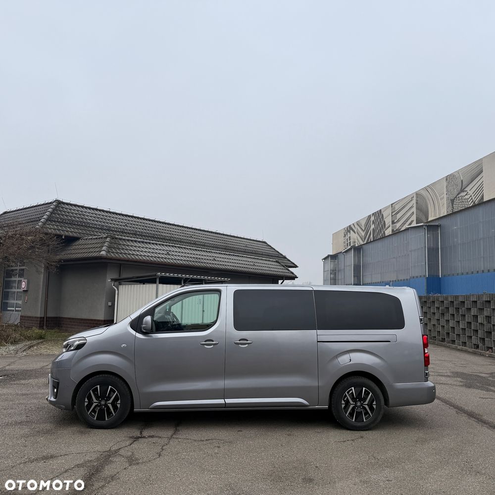 Toyota Proace Verso - 2