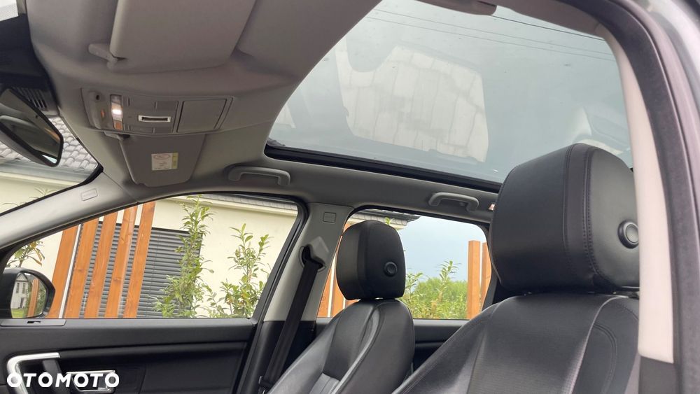 Land Rover Discovery Sport - 9