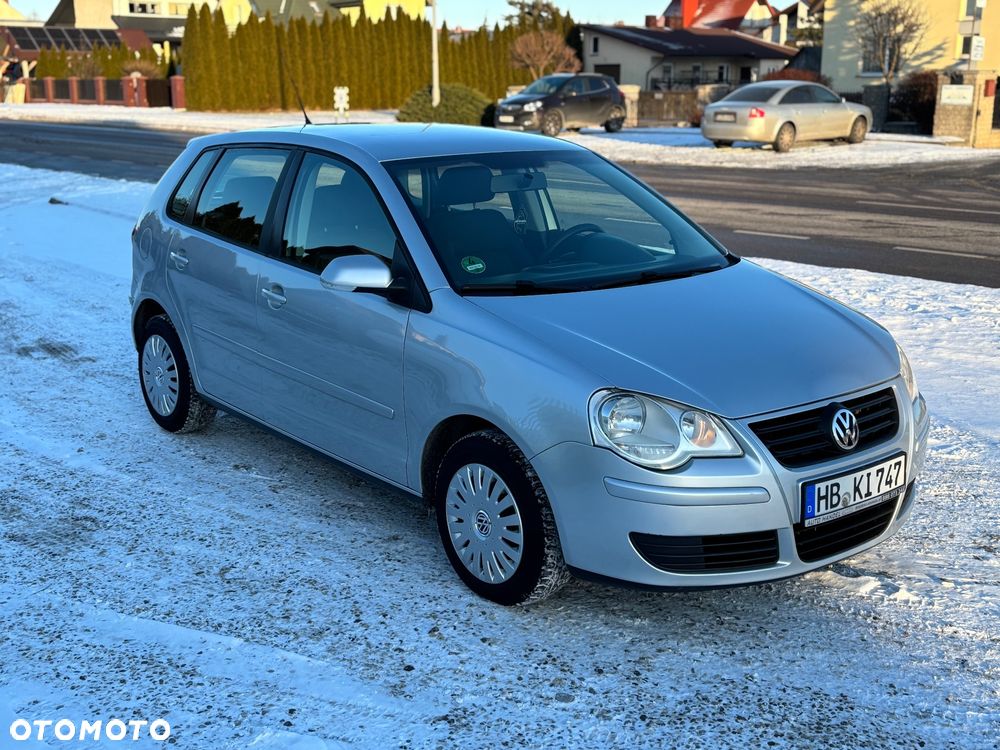 Volkswagen Polo - 2