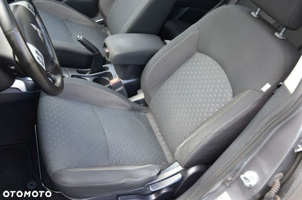 Mitsubishi ASX - 23