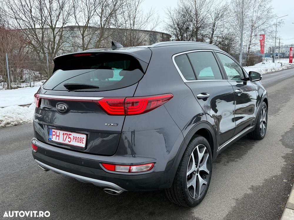 Kia Sportage 2,0 CRDI AWD Aut. GT Line - 3