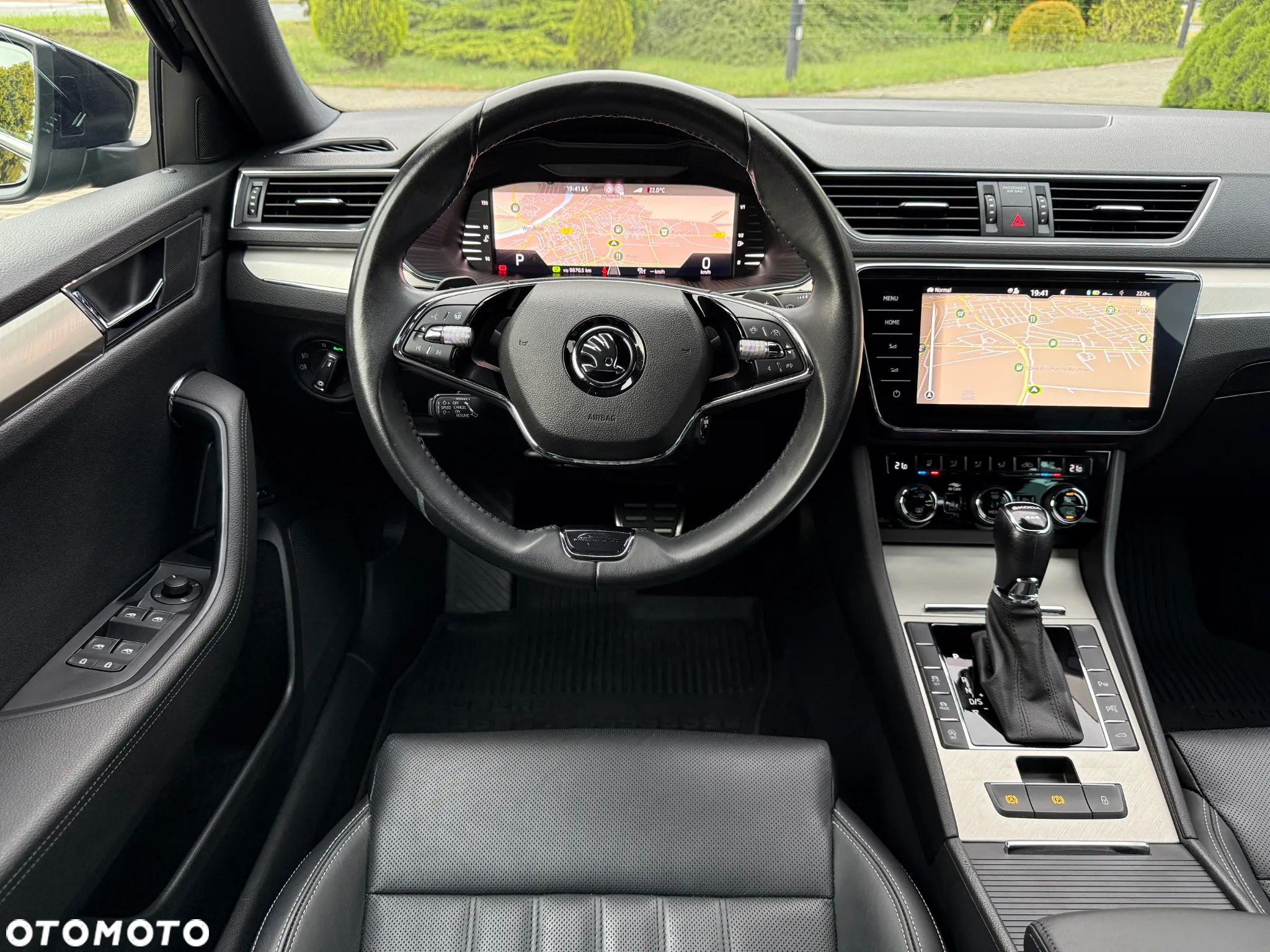 Skoda Superb 2.0 TSI 4x4 L&K DSG - 1