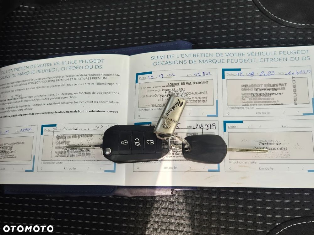 Peugeot 208 PureTech 110 Stop & Start Allure - 21
