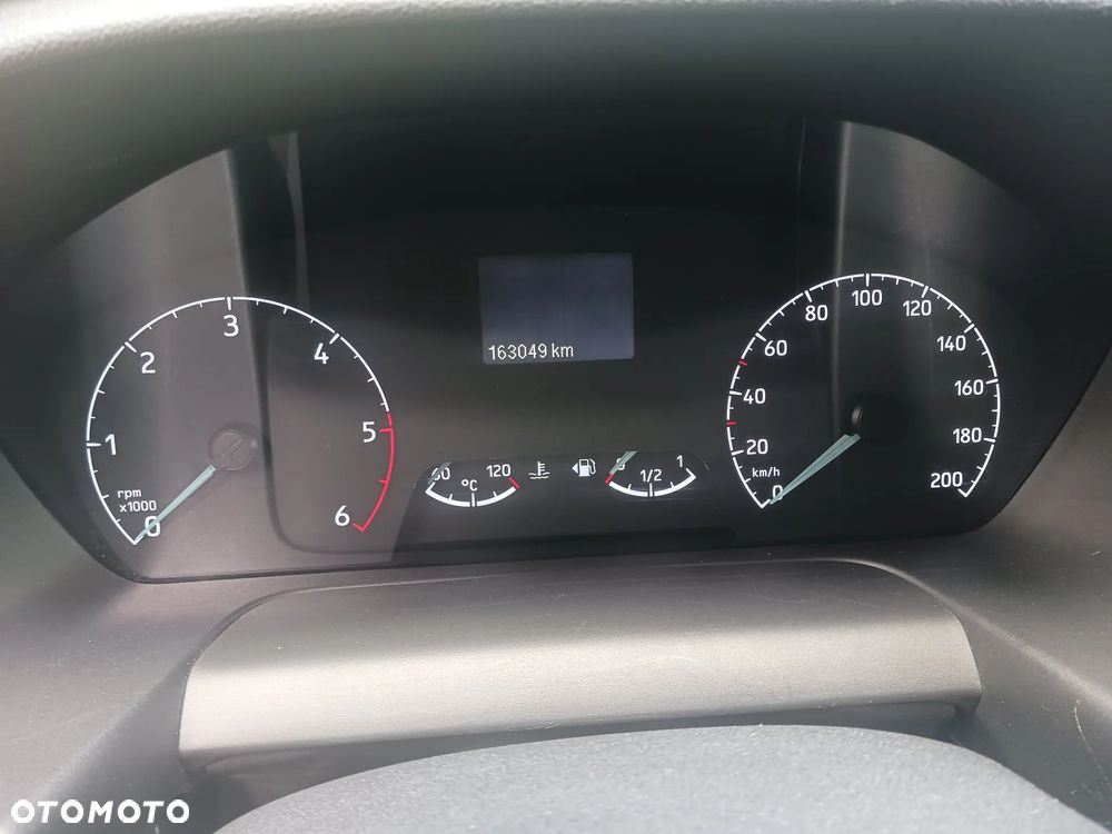 Ford Tourneo Custom 2.0 EcoBlue L1 Titanium - 8