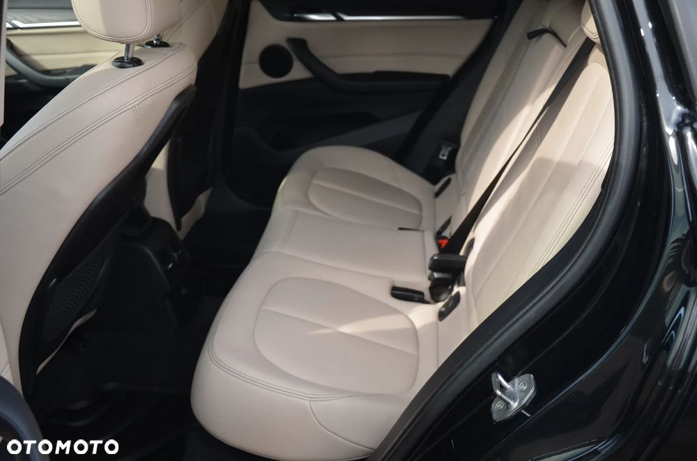 BMW X1 xDrive25d xLine - 20