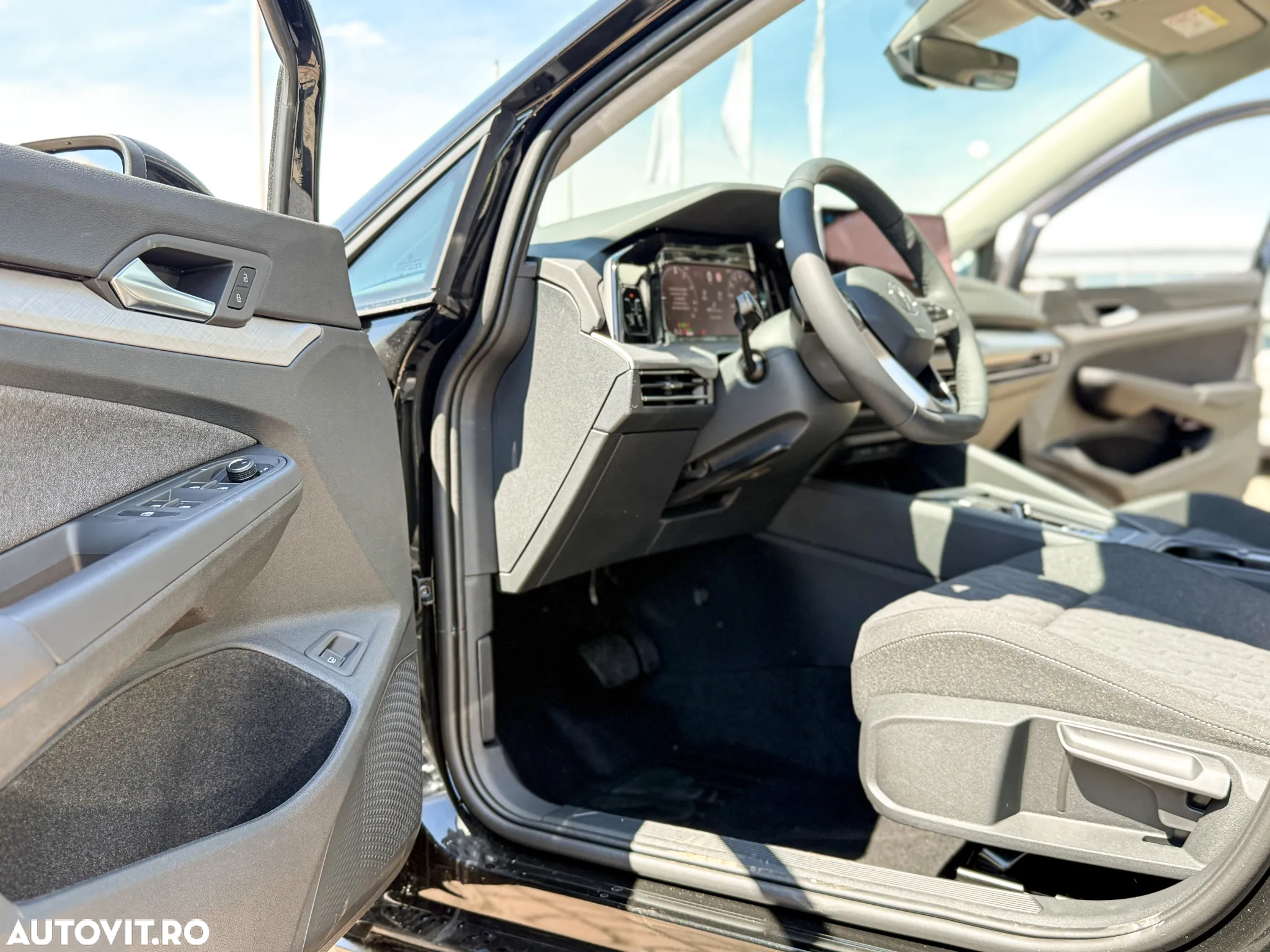 Volkswagen Golf 1.5 TSI eHybrid DSG PHEV Life - 11