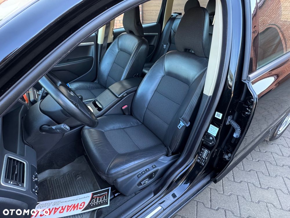 Volvo V70 2.0 - 9