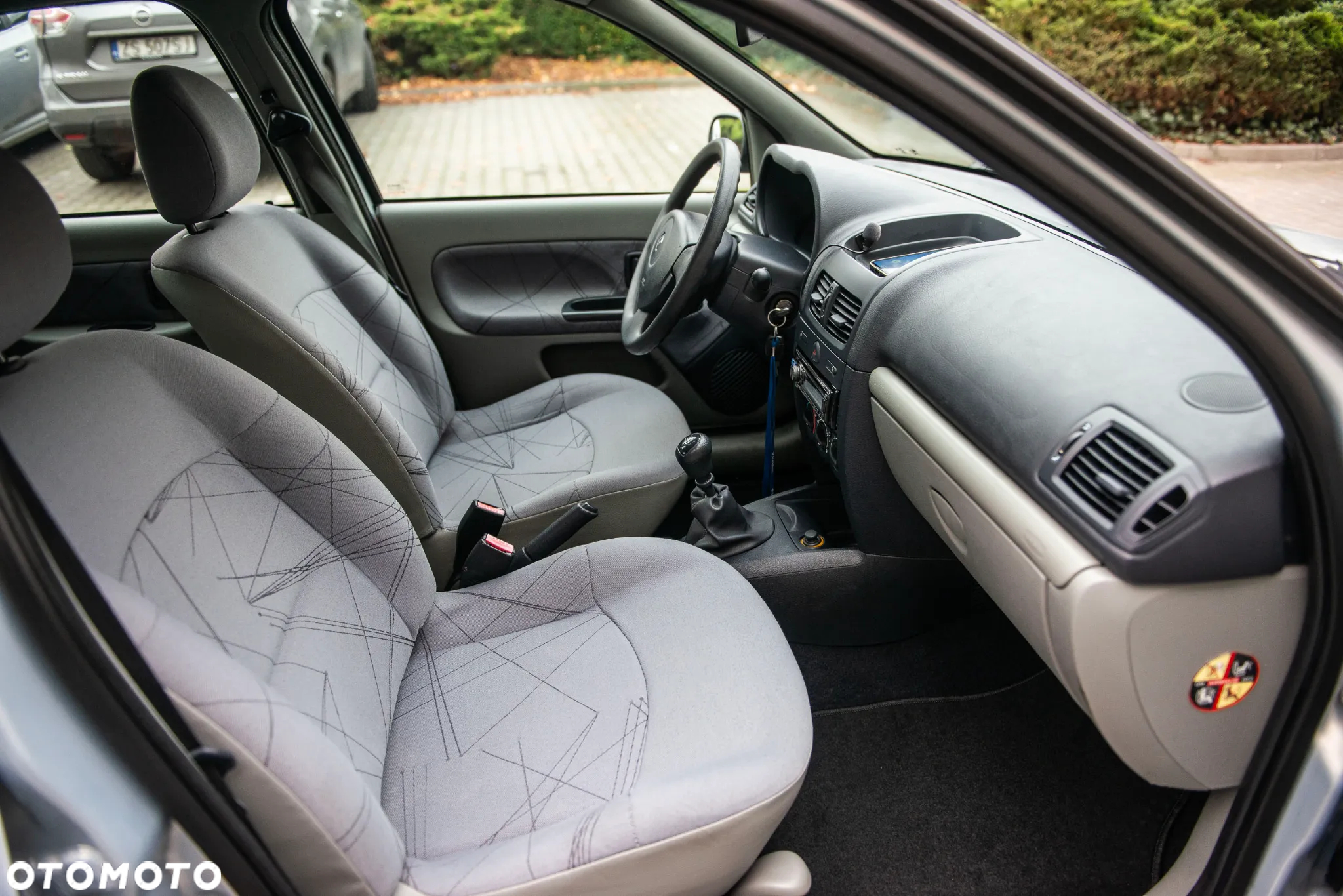 Renault Clio 1.2 Campus Authentique - 25