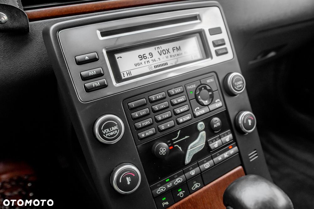 Volvo V70 2.5T Summum - 22