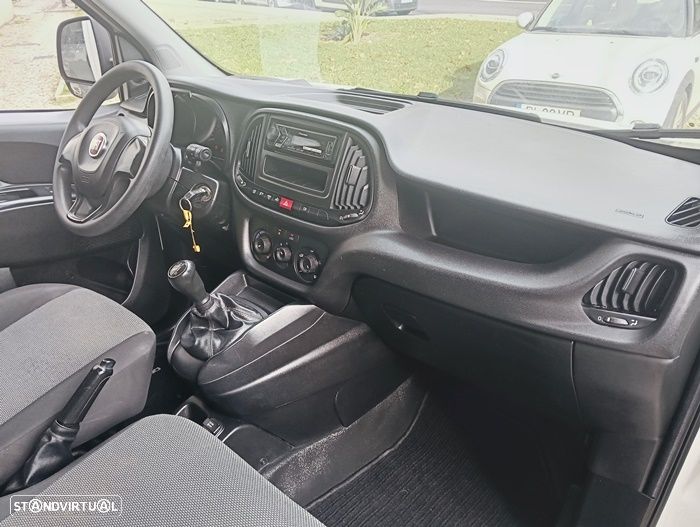 Fiat DOBLO CARGO1.3 MJ EASY 3Lugares - 26