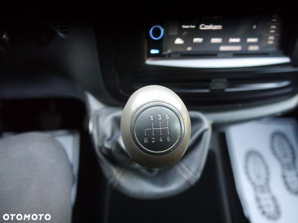 Mercedes-Benz Vito Lang CREW - 31