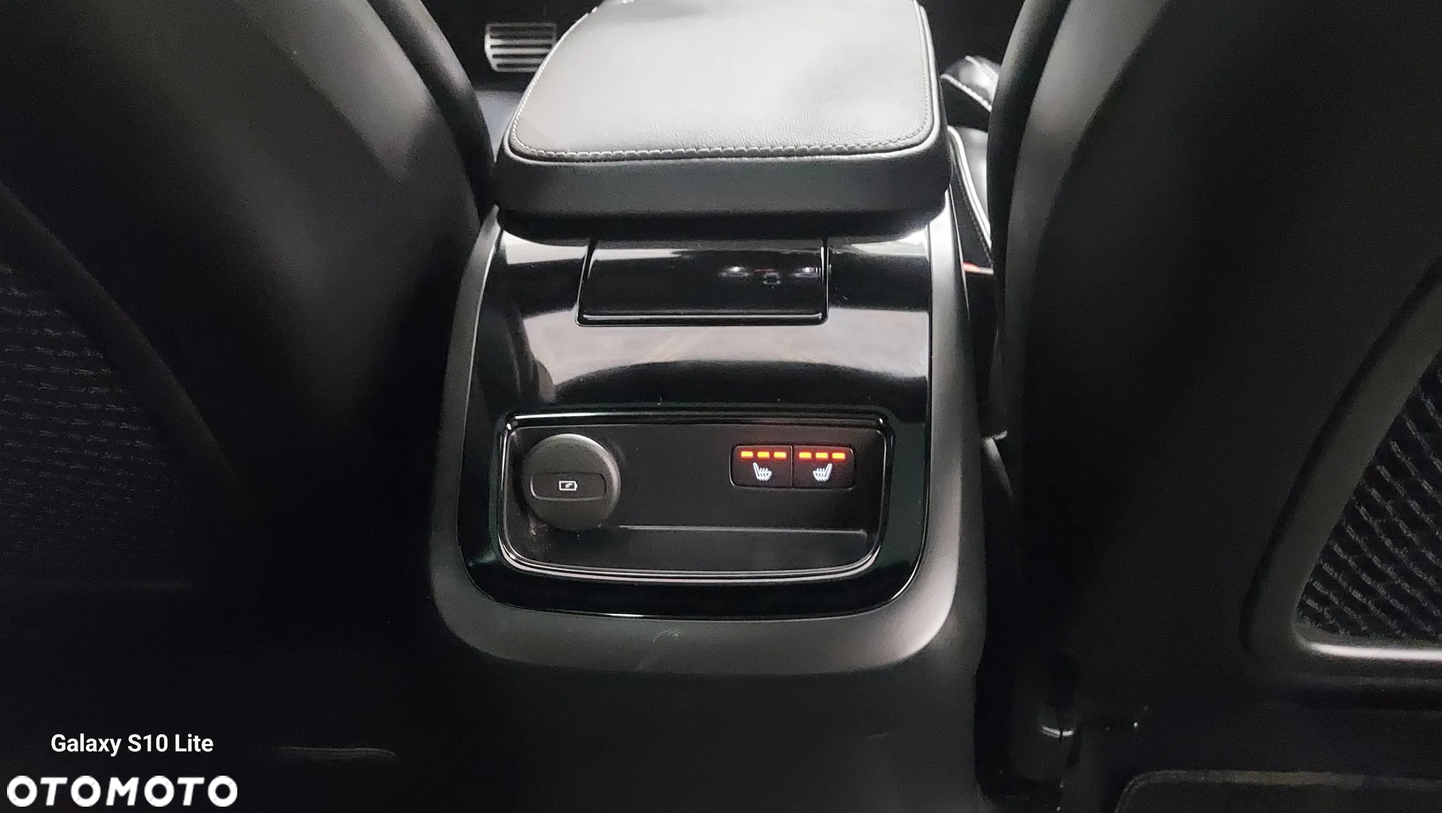 Volvo V90 T8 Twin Engine AWD R Design - 20