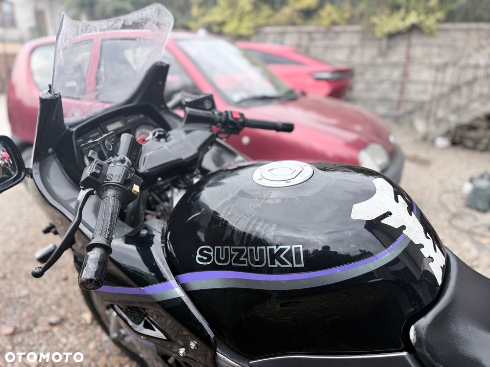 Suzuki GSX - 7