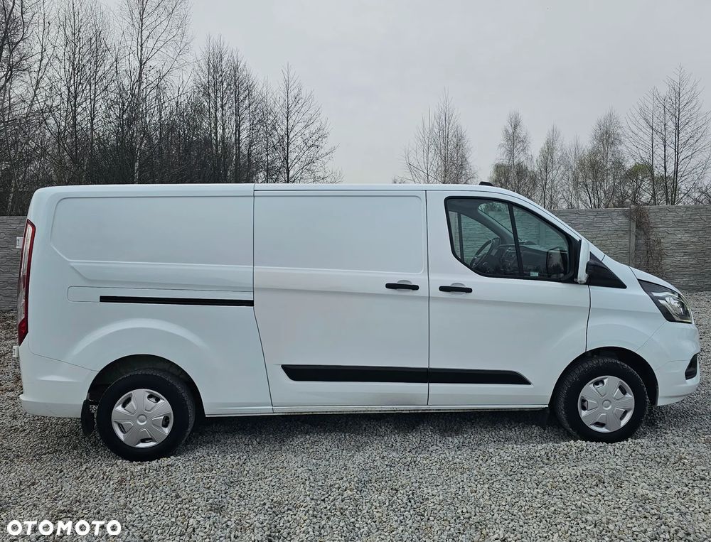 Ford TRANSIT CUSTOM - 3