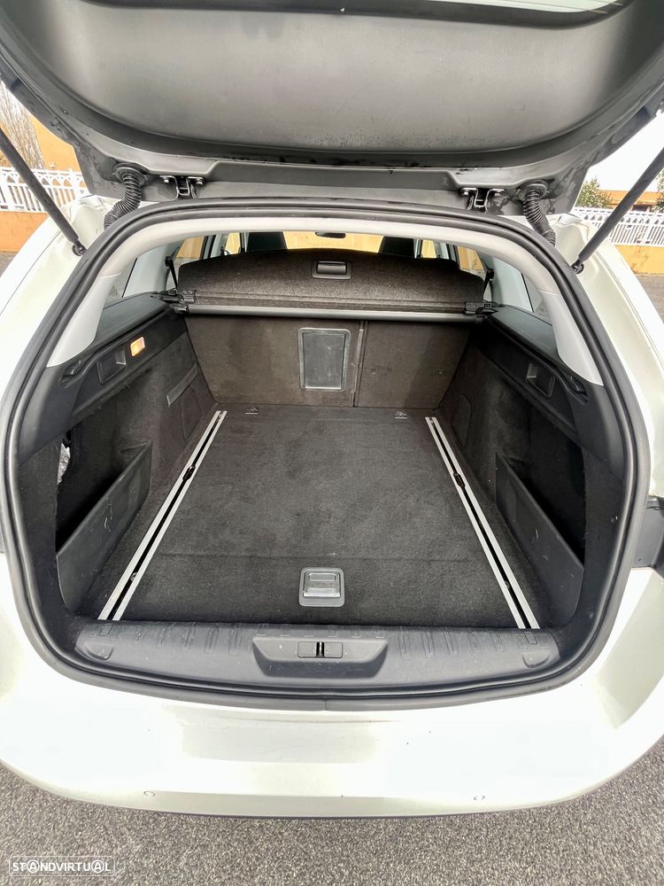 Peugeot 308 SW BlueHDi 120 Stop & Start Allure - 12