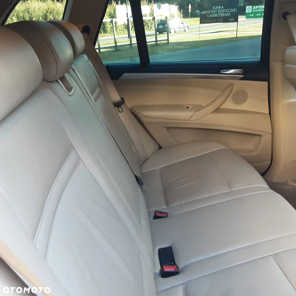 BMW X5 xDrive35d - 25
