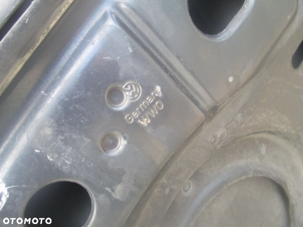 Maska VW Polo 4 LC7V - 4