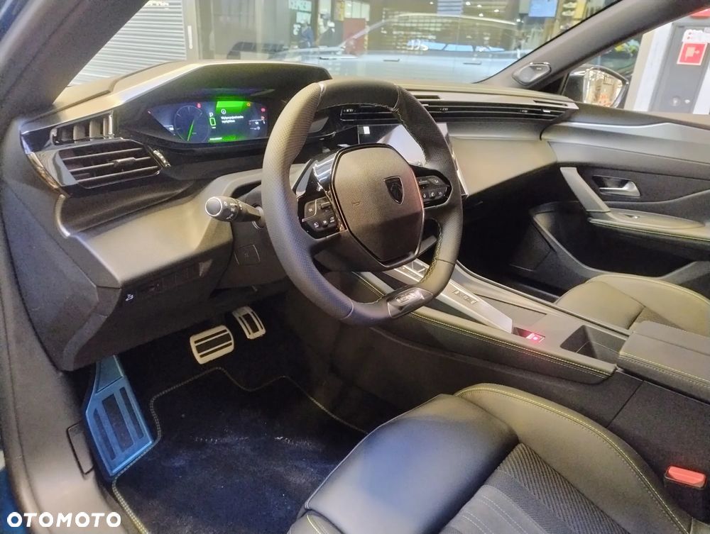 Peugeot 408 1.2 PureTech mHEV GT S&S e-DSC6 - 12