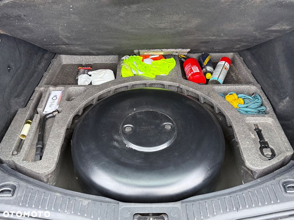 Ford Mondeo 2.0 Ambiente - 18