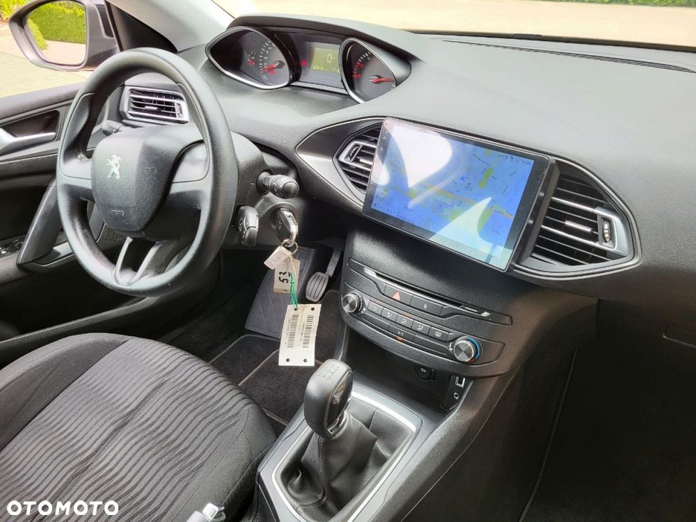 Peugeot 308 - 9