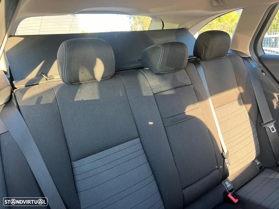 Mercedes-Benz C 200 BlueTEC - 12