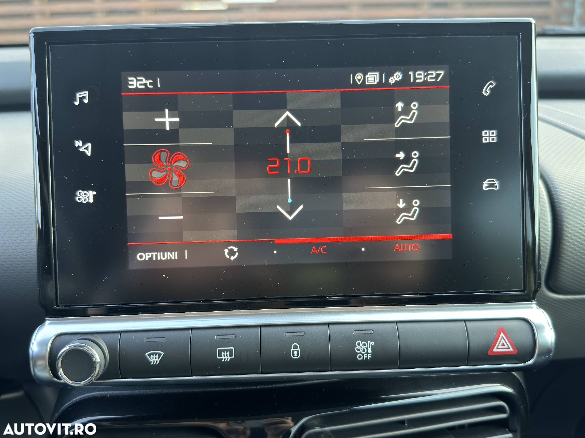 Citroën C4 Cactus BlueHDi 120 Stop&Start EAT6 Shine - 17