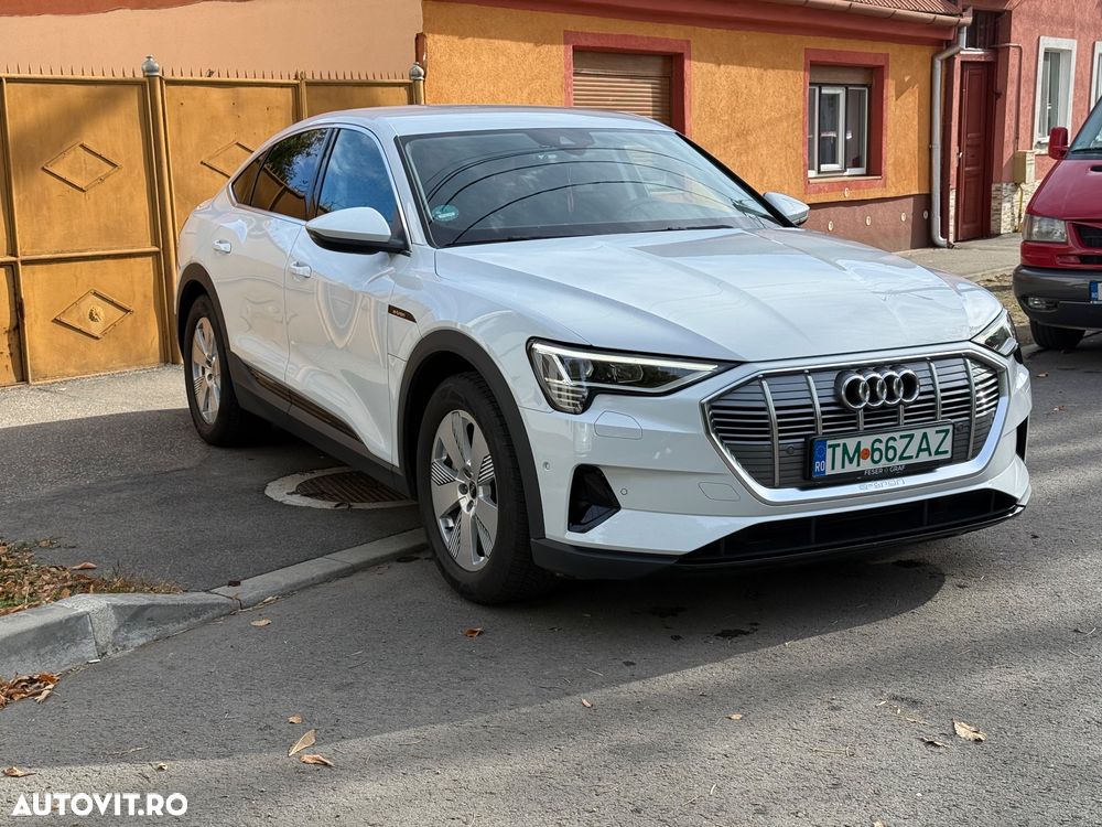 Audi e-tron quattro S - 2