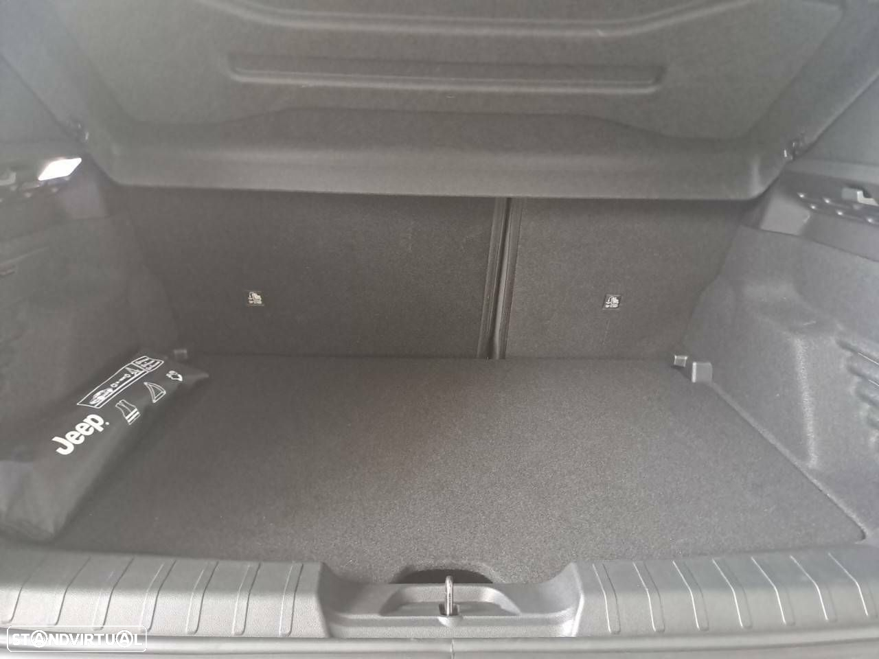 Jeep Avenger 1.2 GSE T3 Altitude - 6