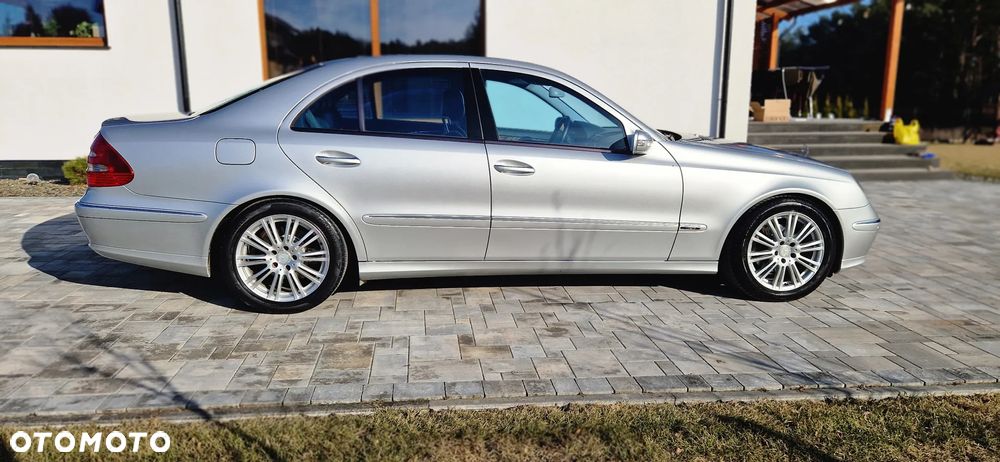 Mercedes-Benz Klasa E 220 CDI Avantgarde - 4