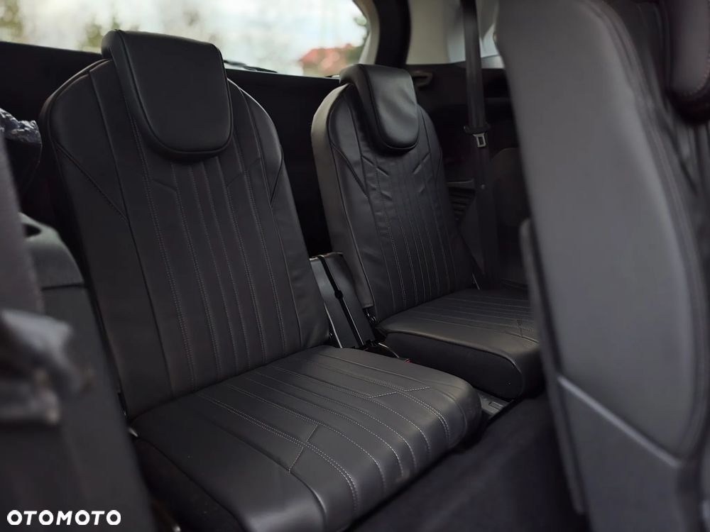 Peugeot 5008 - 21