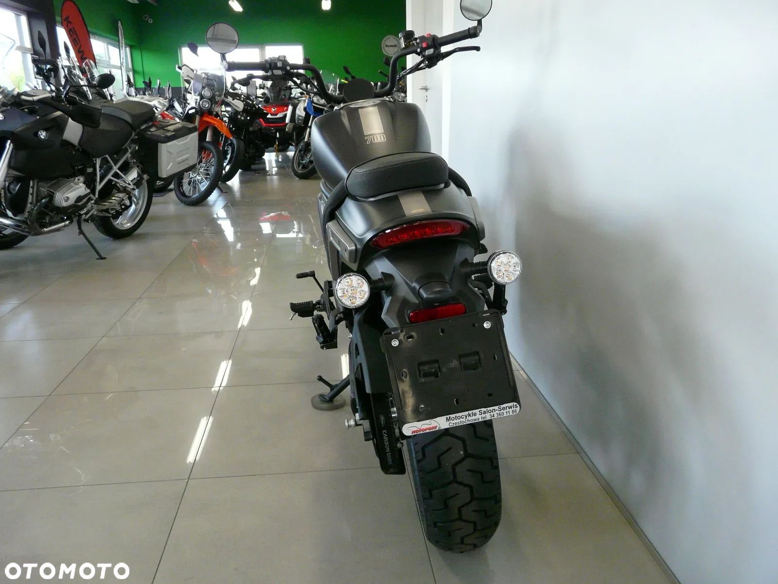 QJMOTOR SRV 700 - 18