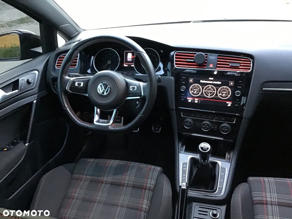 Volkswagen Golf VII 2.0 TSI BMT GTI Performance - 8