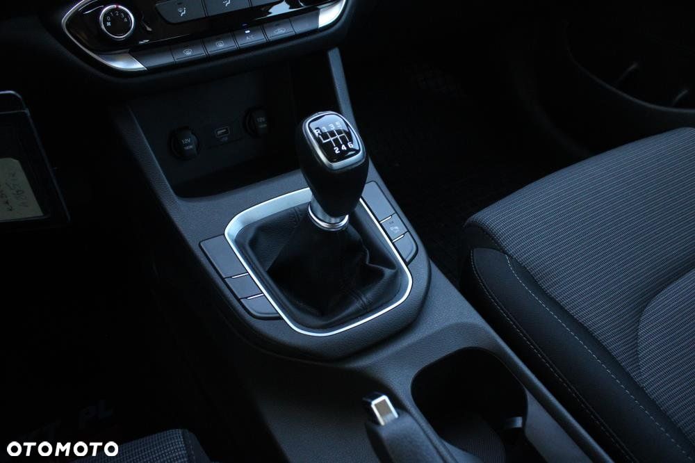Hyundai i30 - 19